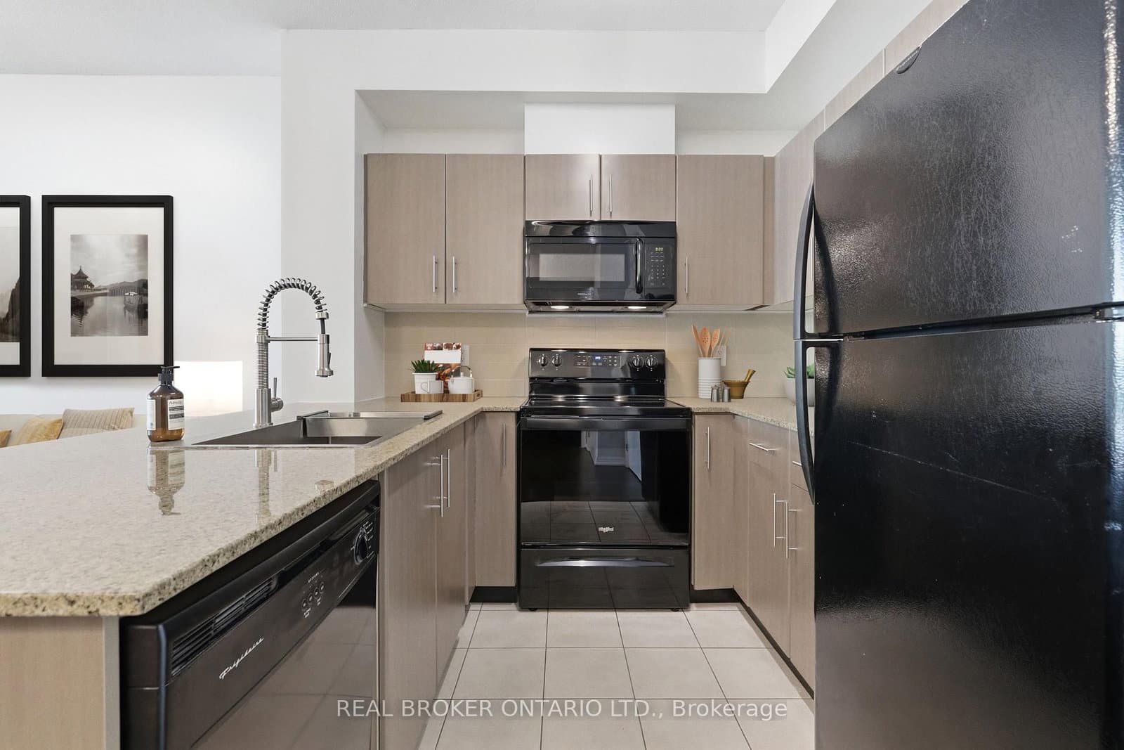 12 Yonge Street, Unit 415 - Image 6