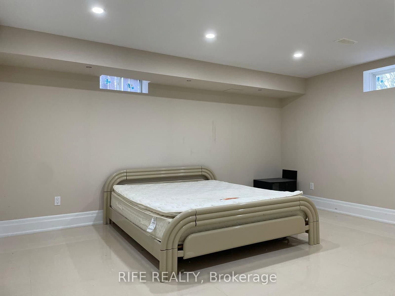 48 Transwell Avenue - Image 4