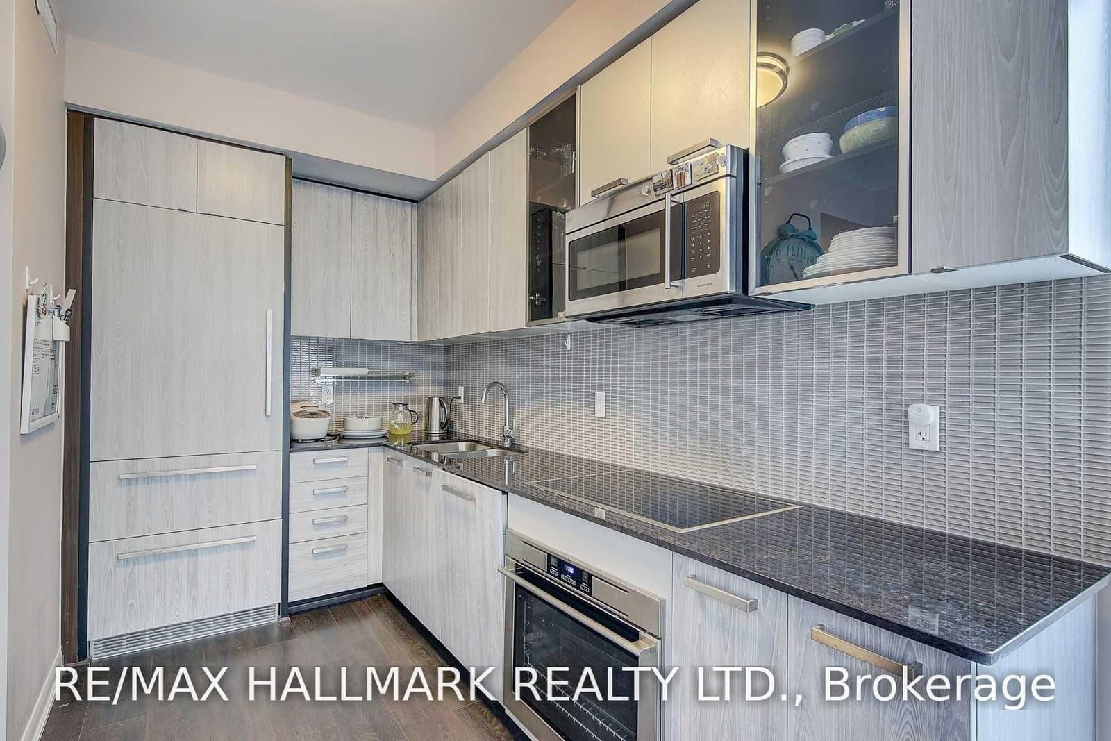 5162 Yonge Street, Unit LPH303 - Image 4