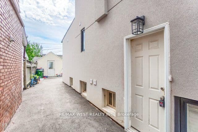 63 Belvidere Avenue, Unit Basement - Image 2