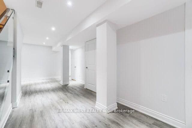 63 Belvidere Avenue, Unit Basement - Image 6