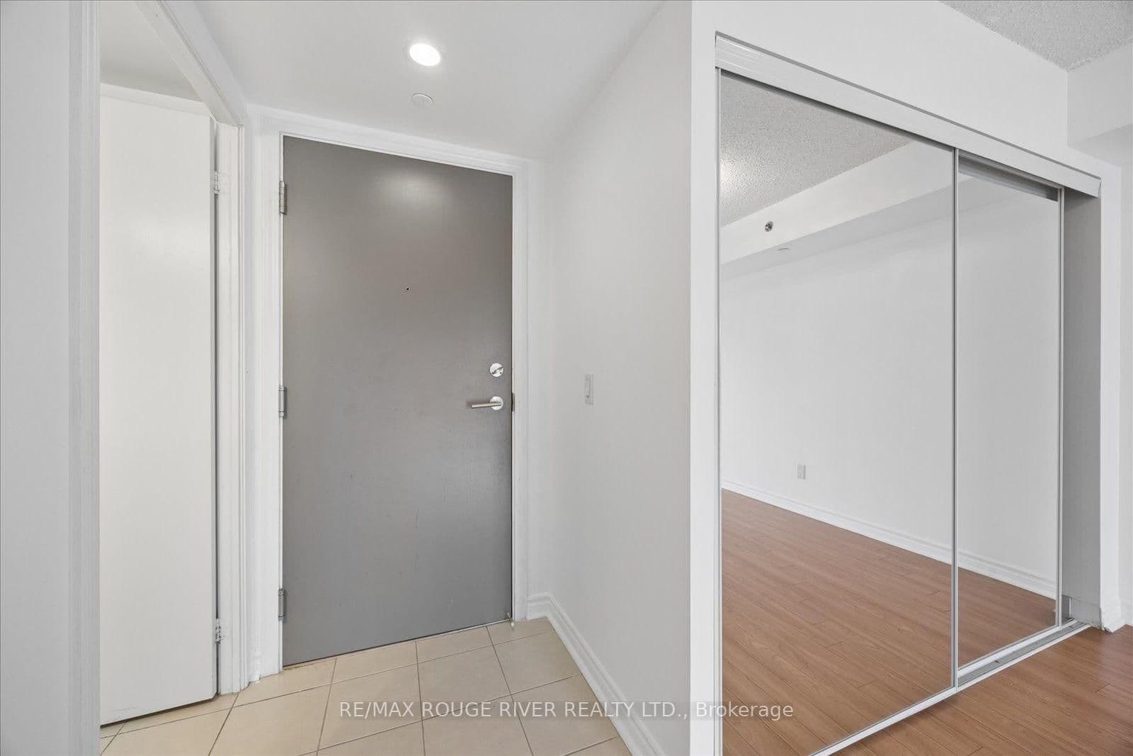 35 Saranac Boulevard, Unit 330 - Image 2