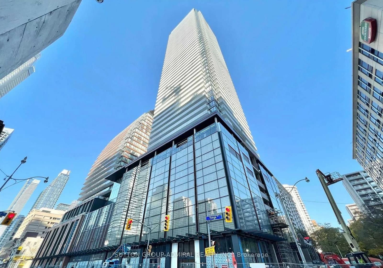 501 Yonge Street, Unit 812 - Image 1