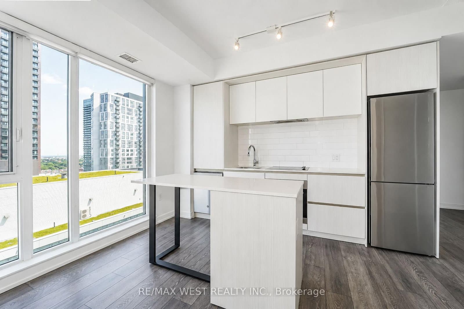 225 Sumach Street, Unit 1511 - Image 2