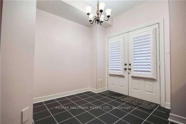 24 Glendora Avenue - Image 6
