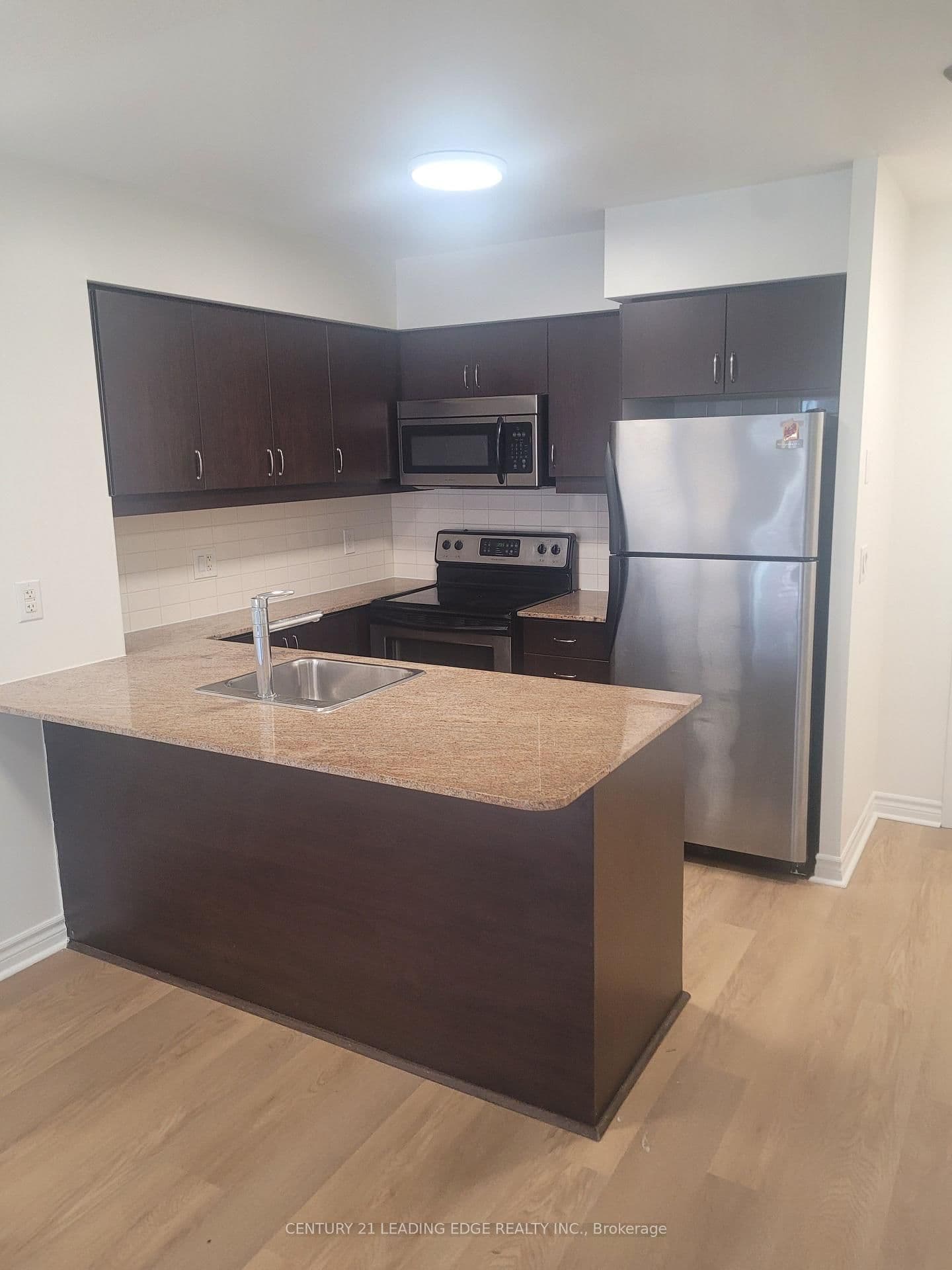 27 Rean Drive, Unit 606 - Image 1