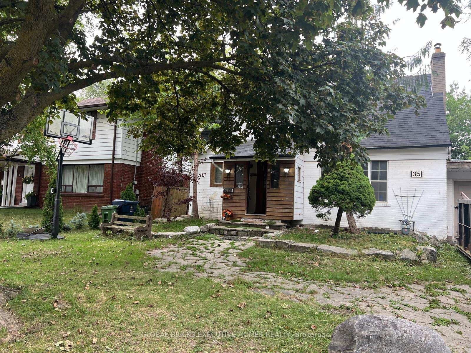 35 Luverne Avenue - Image 2