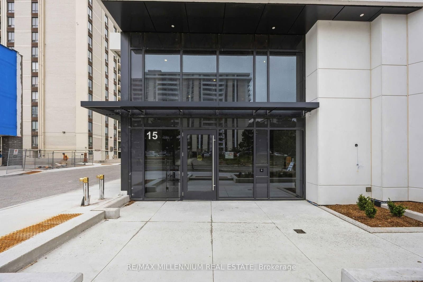 15 Salomon Drive, Unit 1703 - Image 3