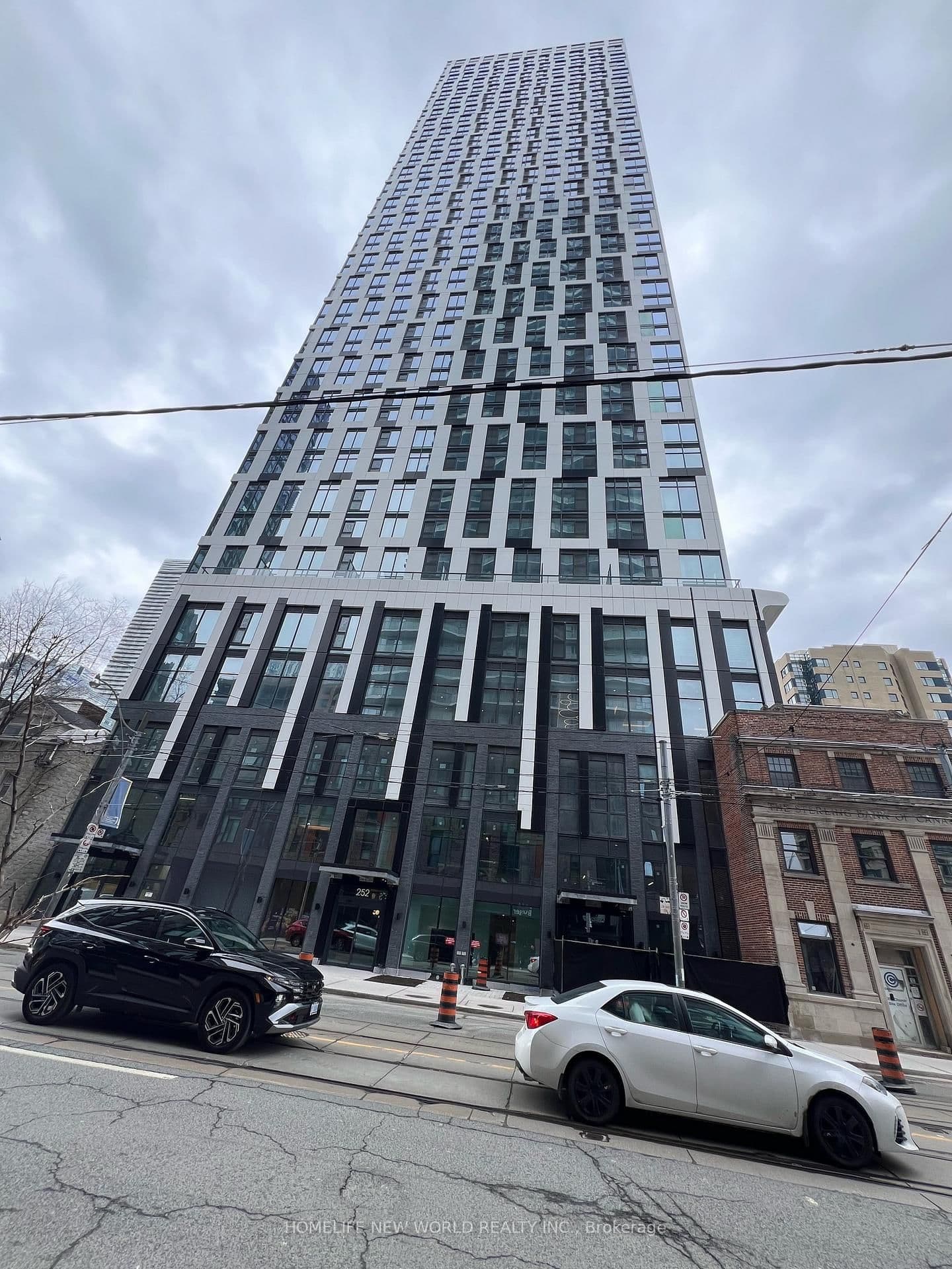 252 Church Street, Unit 807 - Image 2