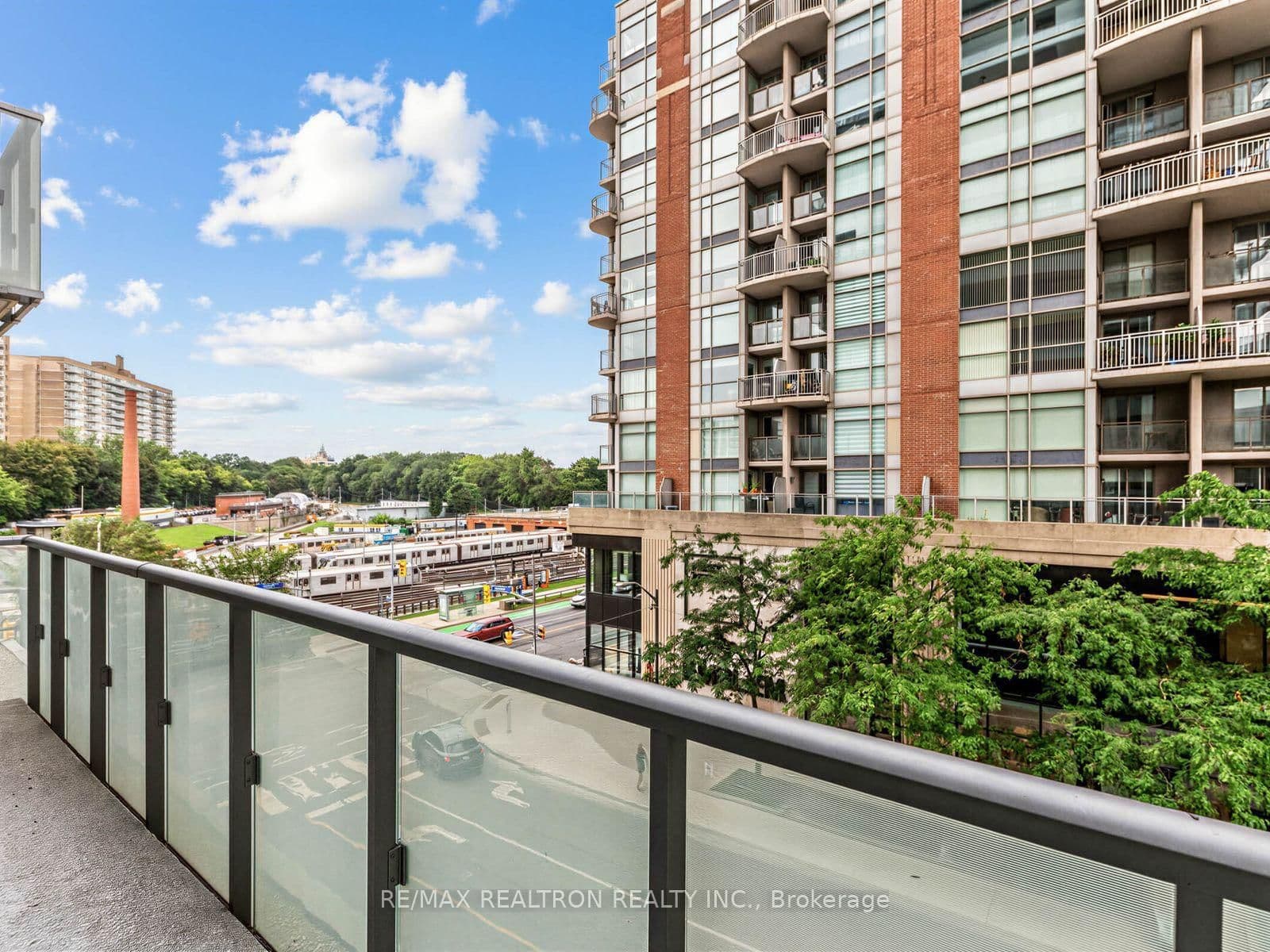 1815 Yonge Street, Unit 407 - Image 5