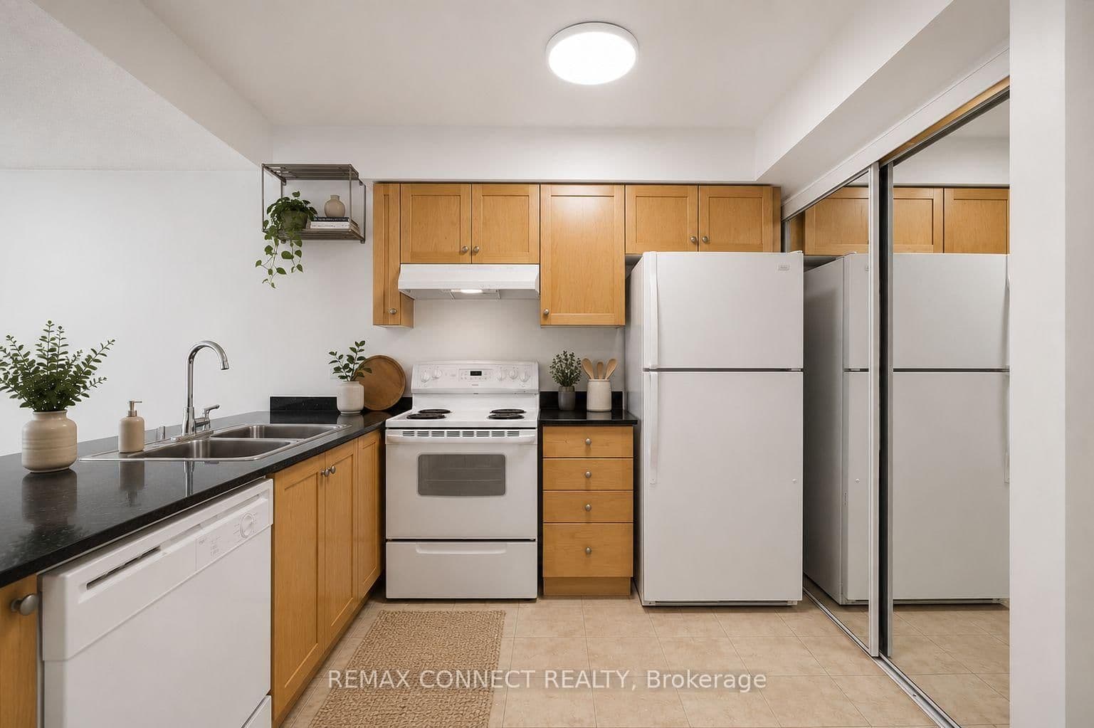 313 Richmond Street E, Unit 1254 - Image 4