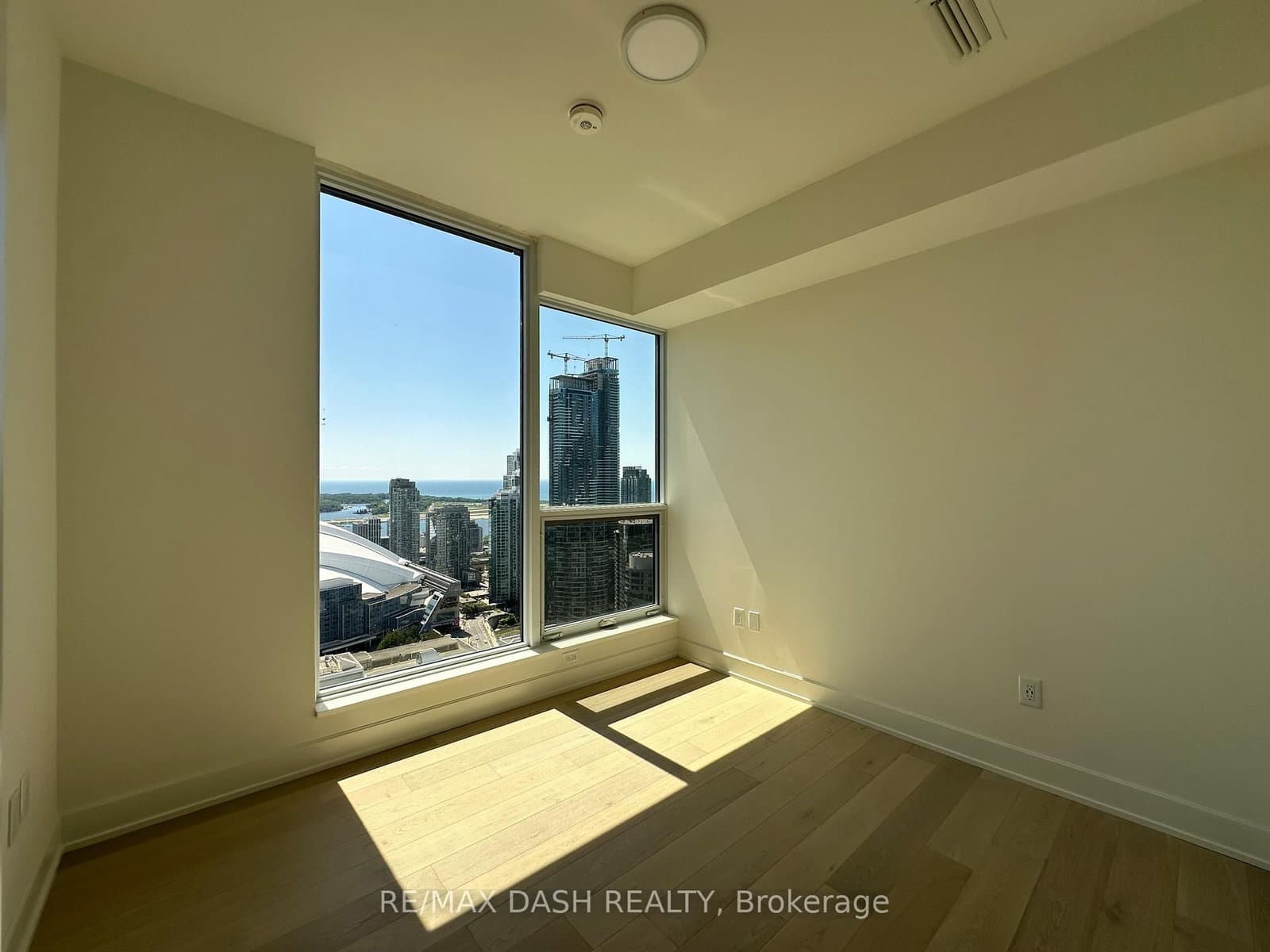 15 Mercer Street, Unit 3302 - Image 6