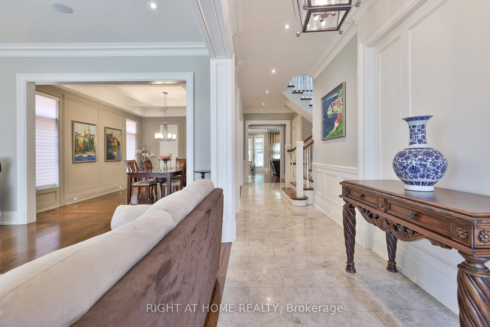 154 Munro Boulevard - Image 2