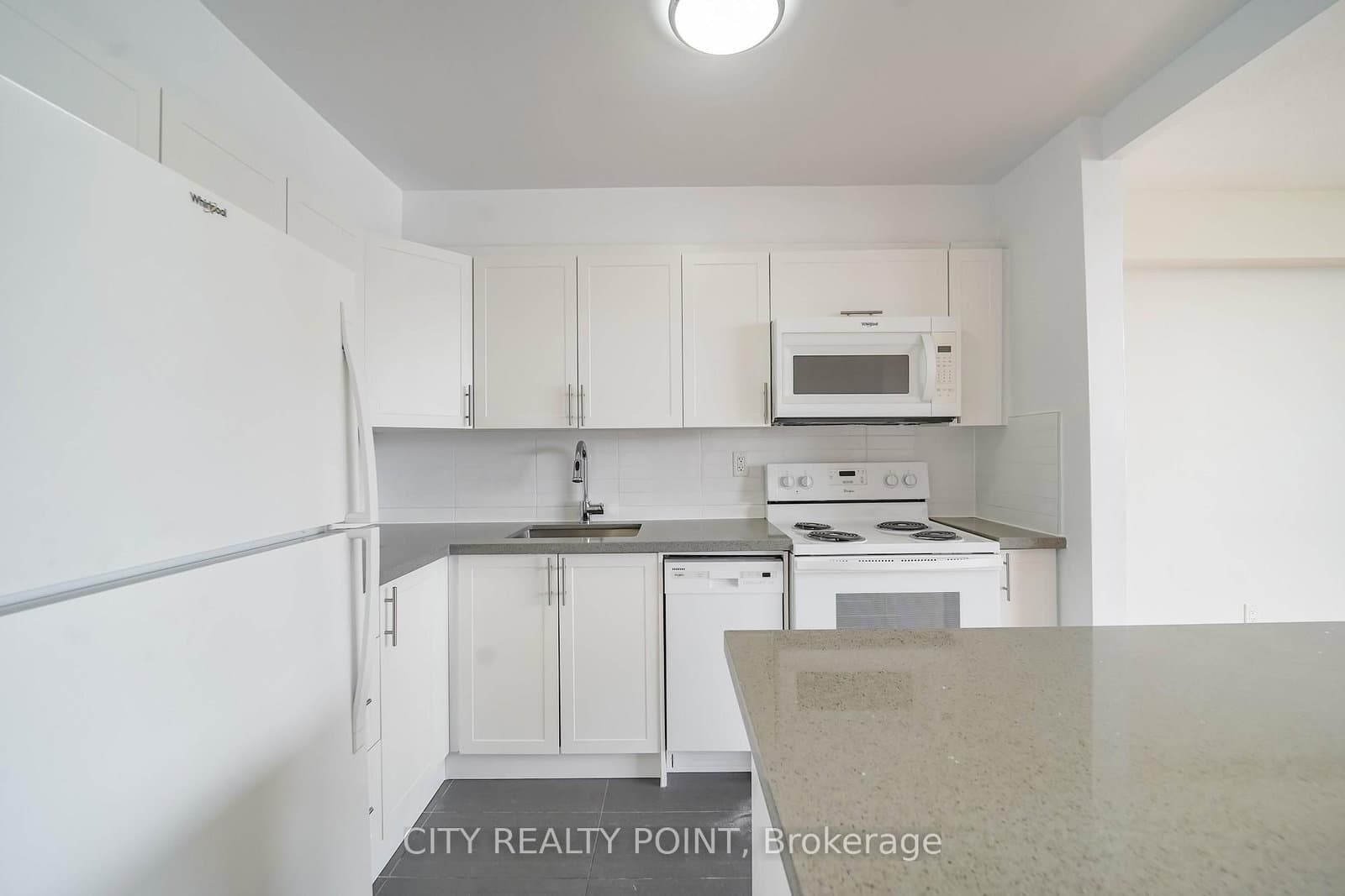 666 Spadina Avenue, Unit 2411 - Image 5