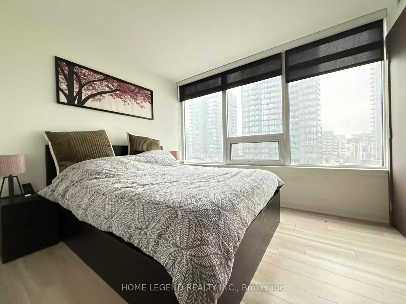 17 Bathurst Street, Unit 710 - Image 6