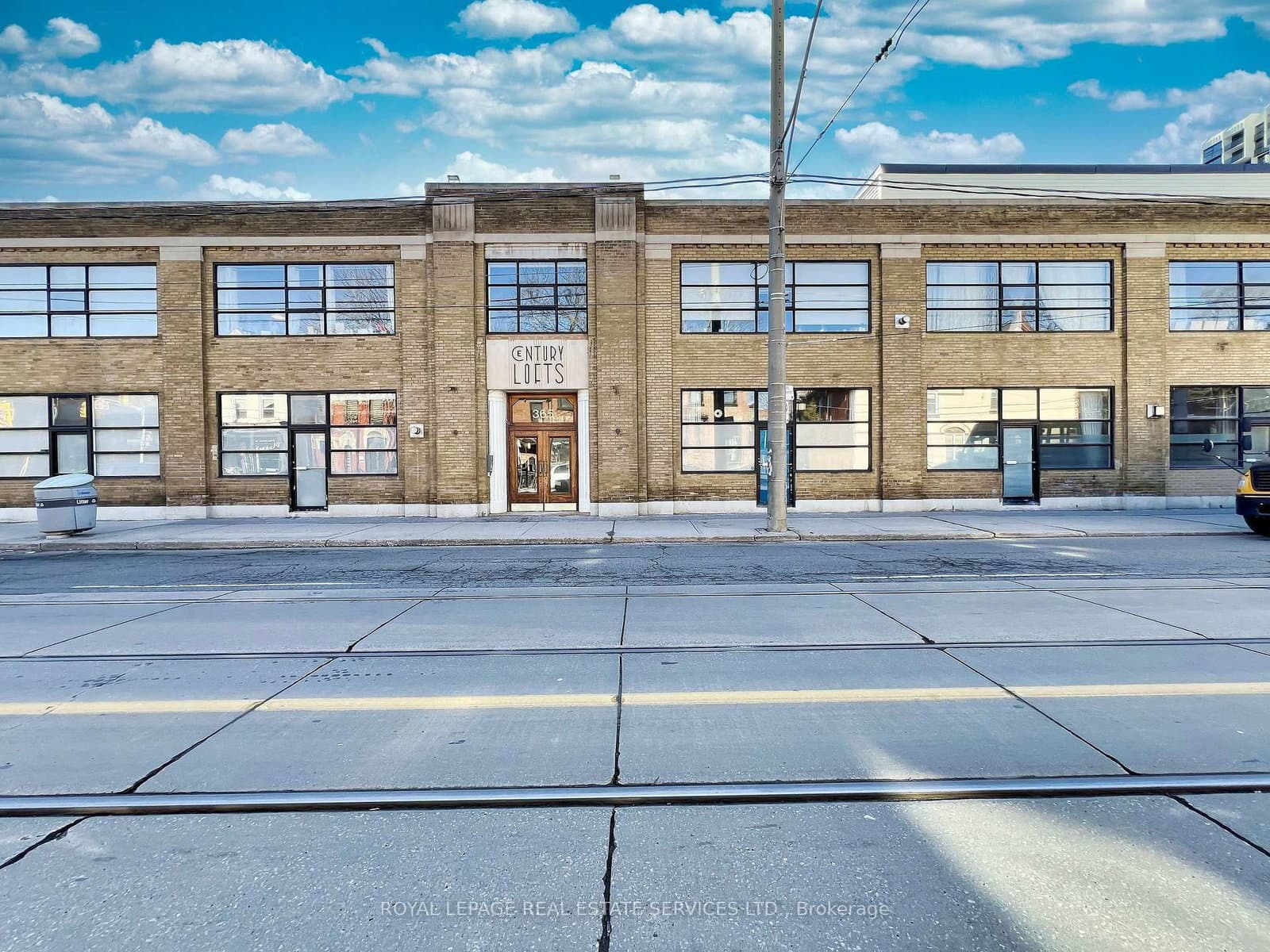 365 Dundas Street E, Unit 201 - Image 2