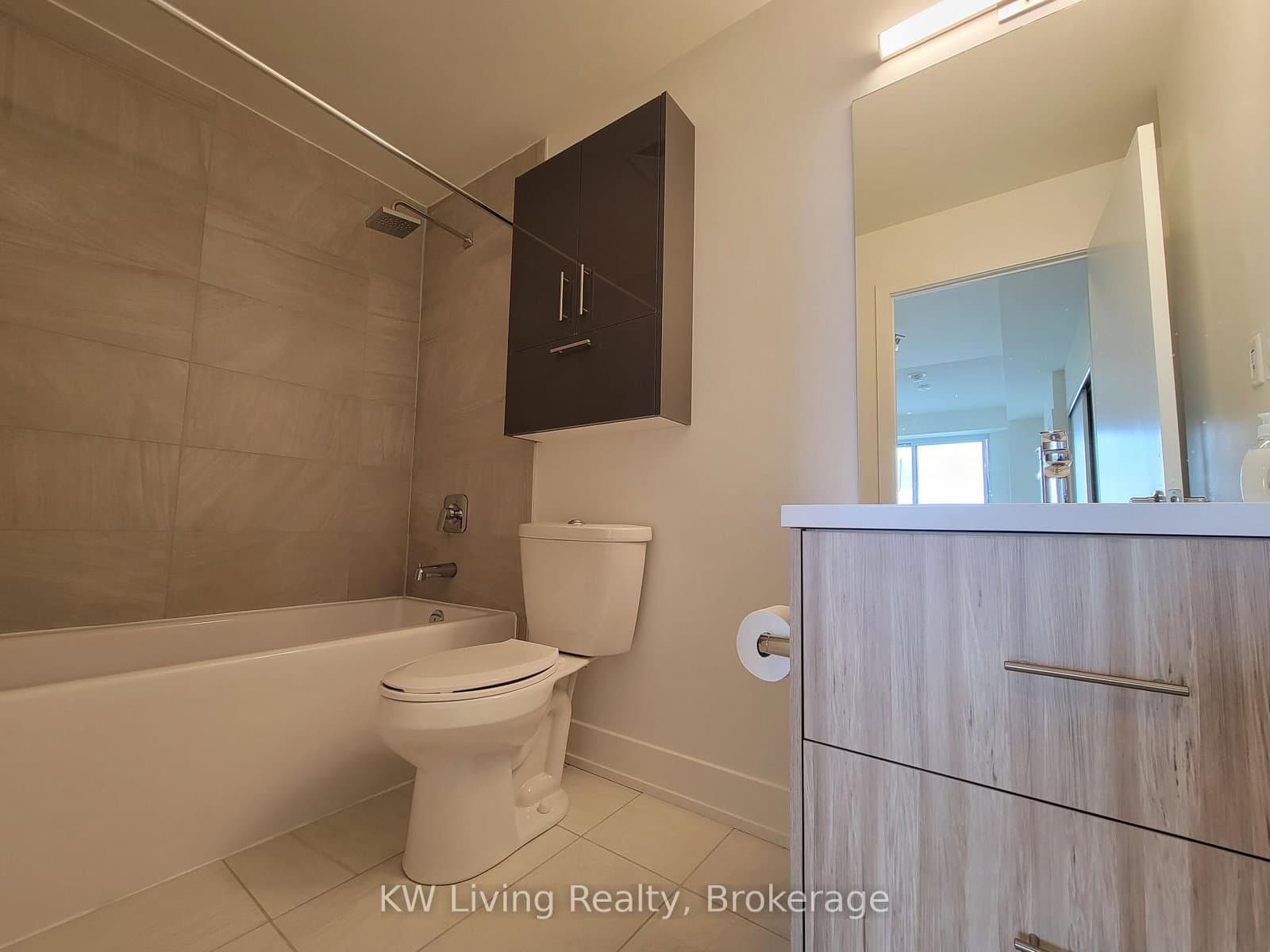 180 Fairview Mall Drive, Unit 1807 - Image 5