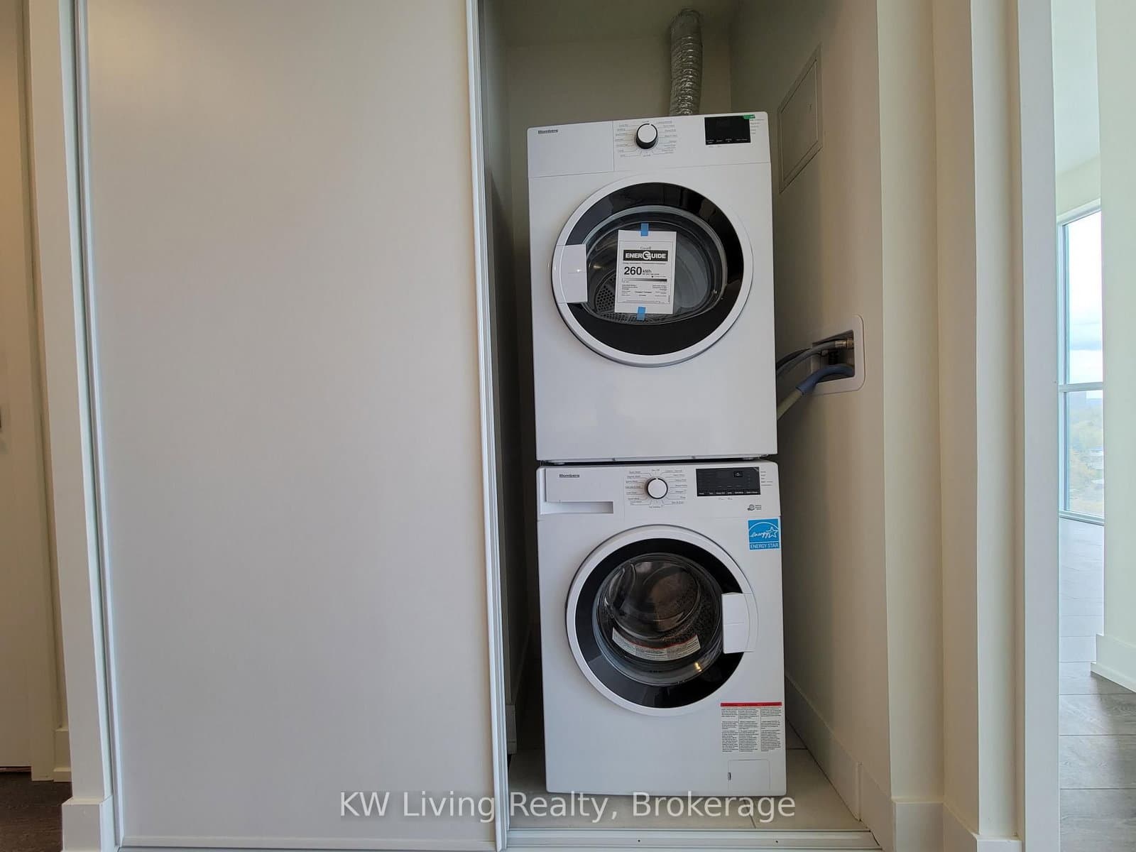 180 Fairview Mall Drive, Unit 1807 - Image 6