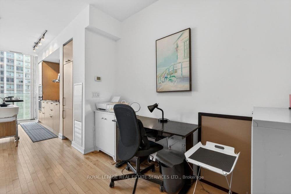 14 York Street, Unit 1804 - Image 4