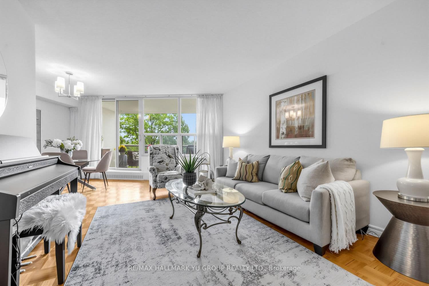 15 Vicora Linkway, Unit 401 - Image 4