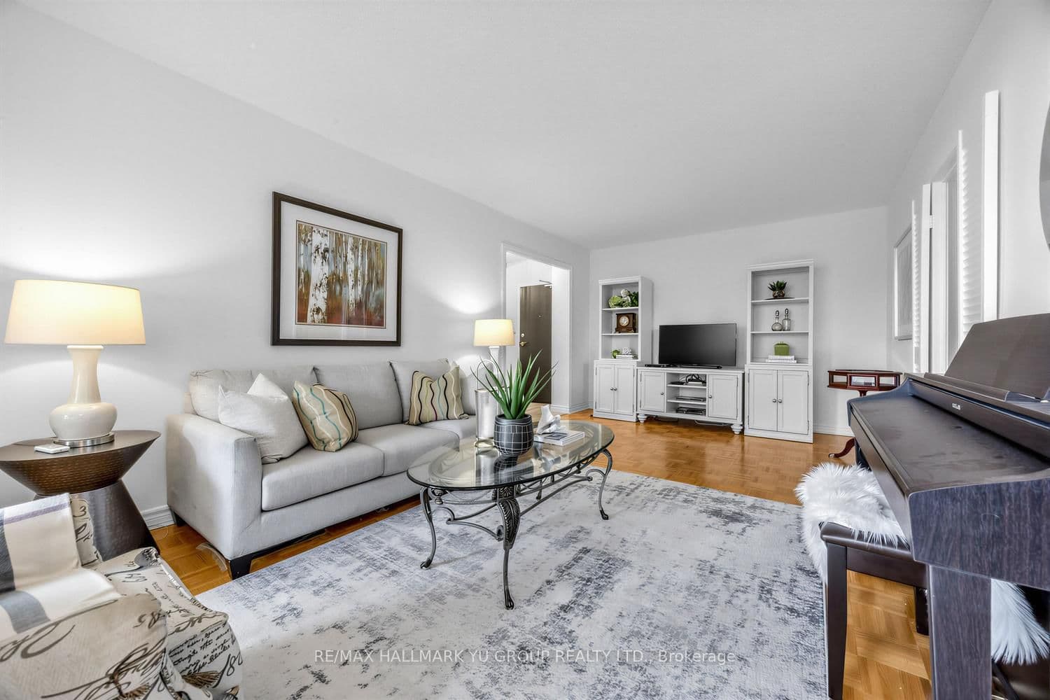 15 Vicora Linkway, Unit 401 - Image 6