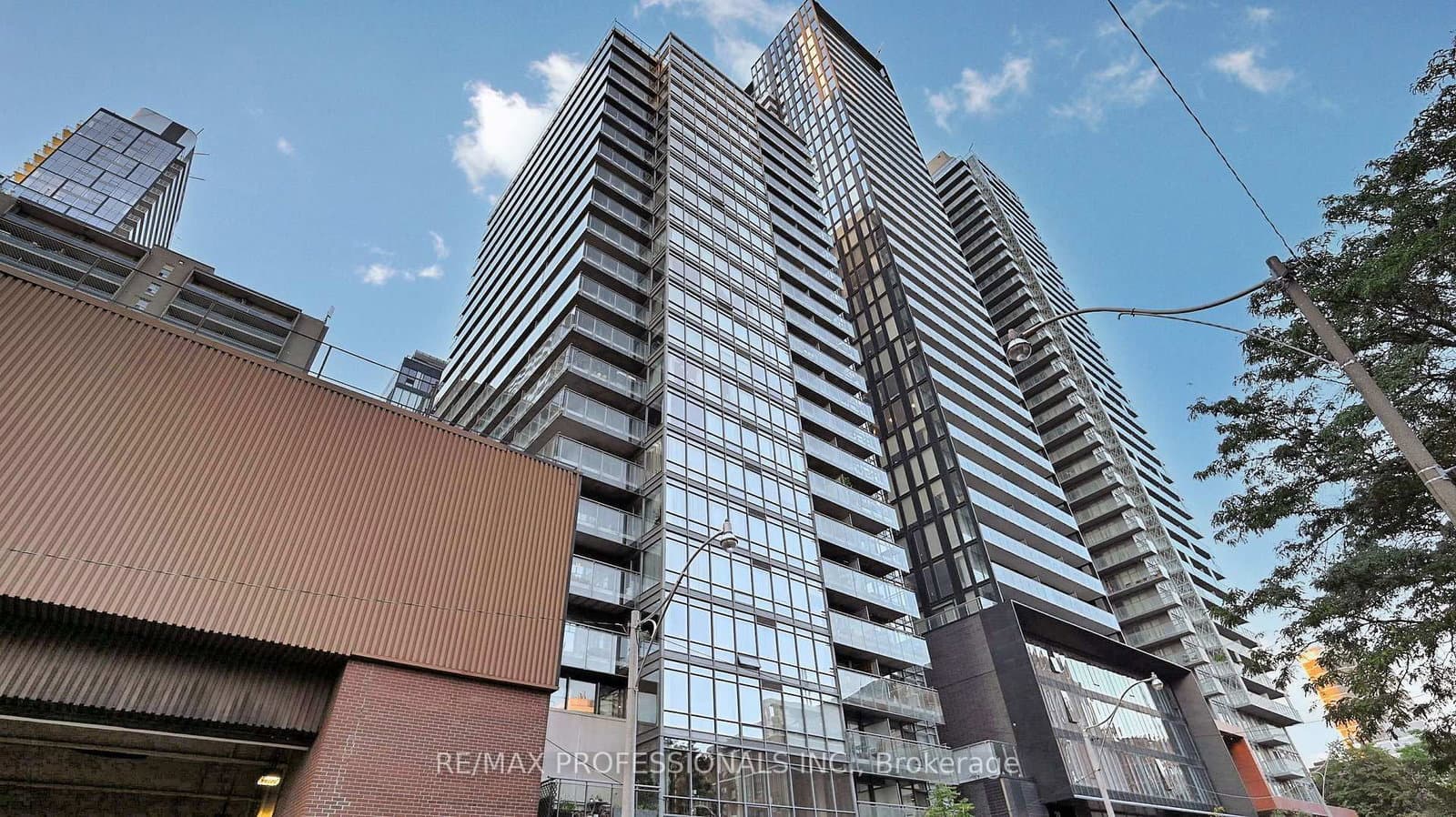 22 Wellesley Street E, Unit 2008 - Image 1