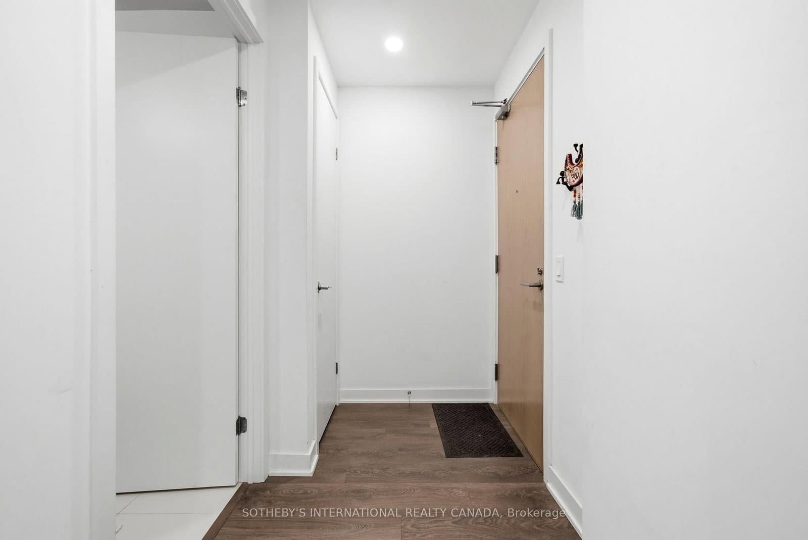 125 Blue Jays Way, Unit 3208 - Image 5