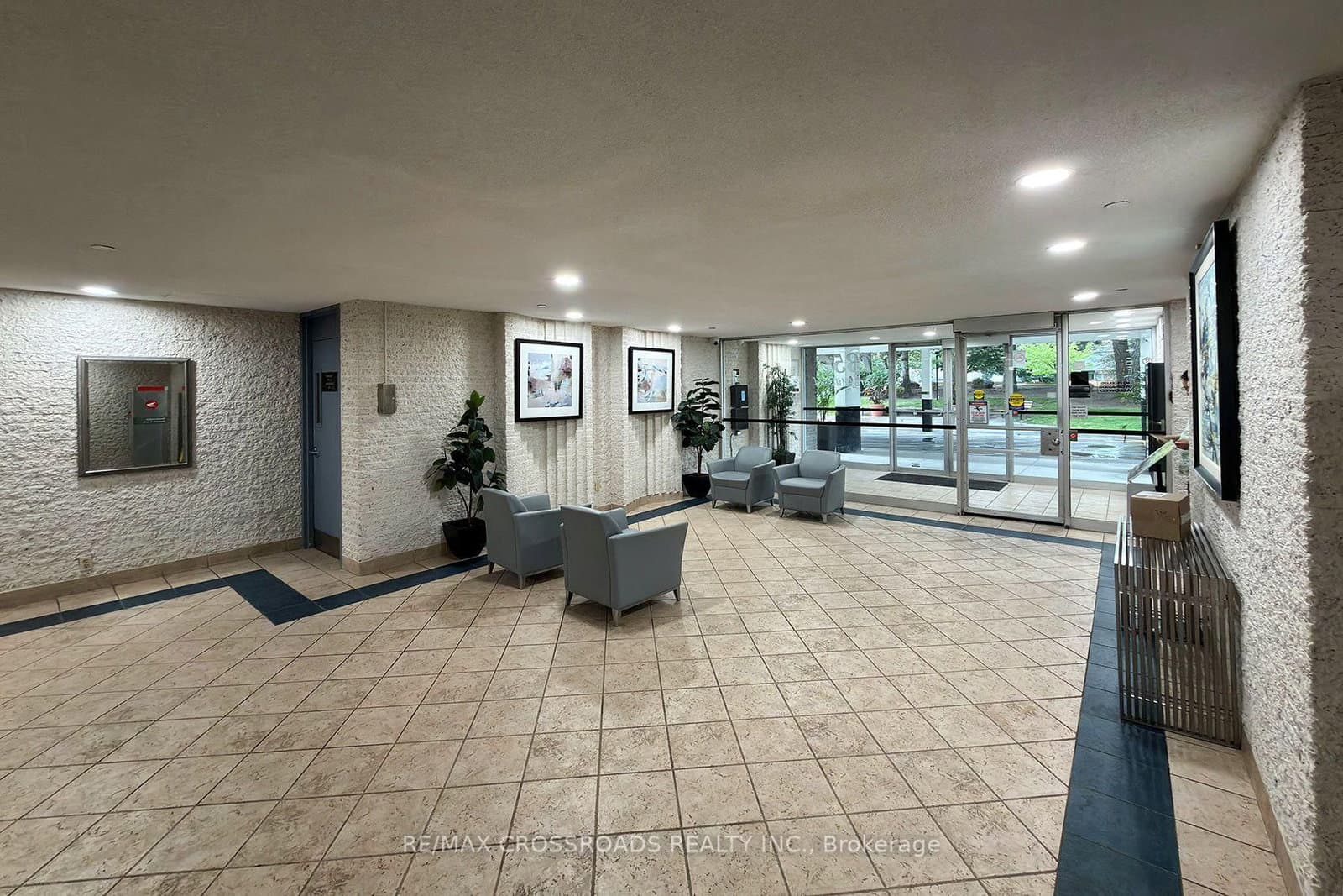 1350 York Mills Road, Unit 906 - Image 5