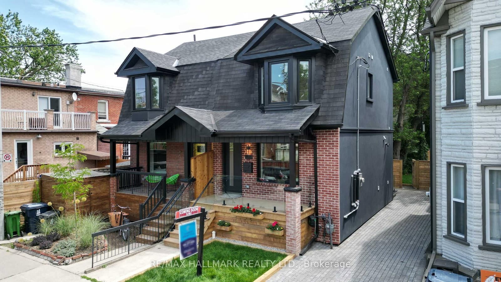 1 1/2 Delaney Crescent - Image 1