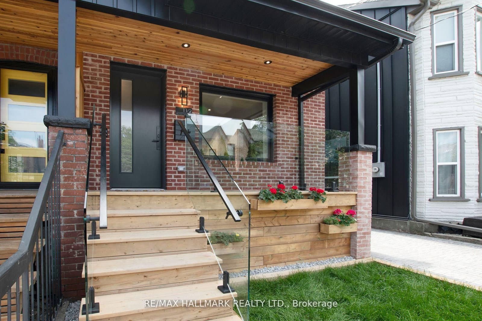 1 1/2 Delaney Crescent - Image 4
