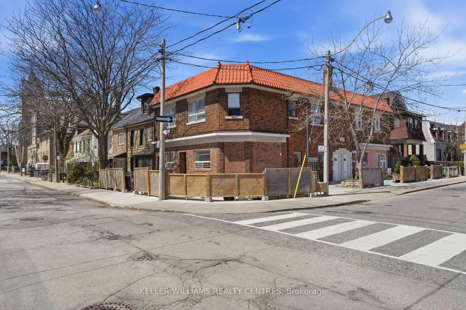 42 Mansfield Avenue - Image 1