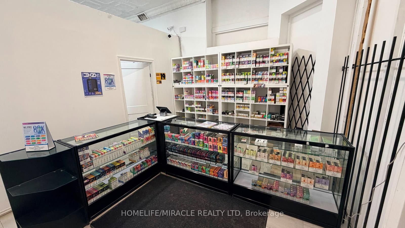 114 Queen Street - Image 3