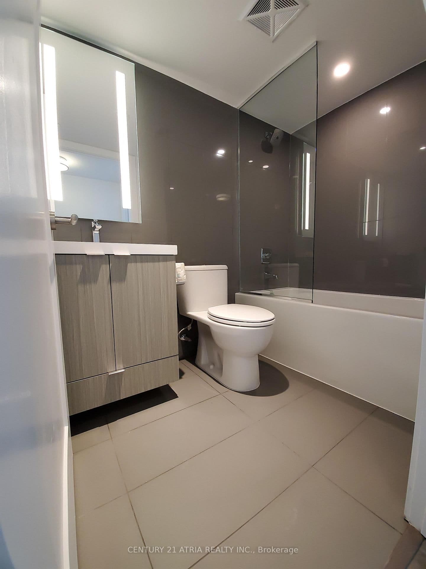 575 Bloor Street E, Unit 1802 - Image 6