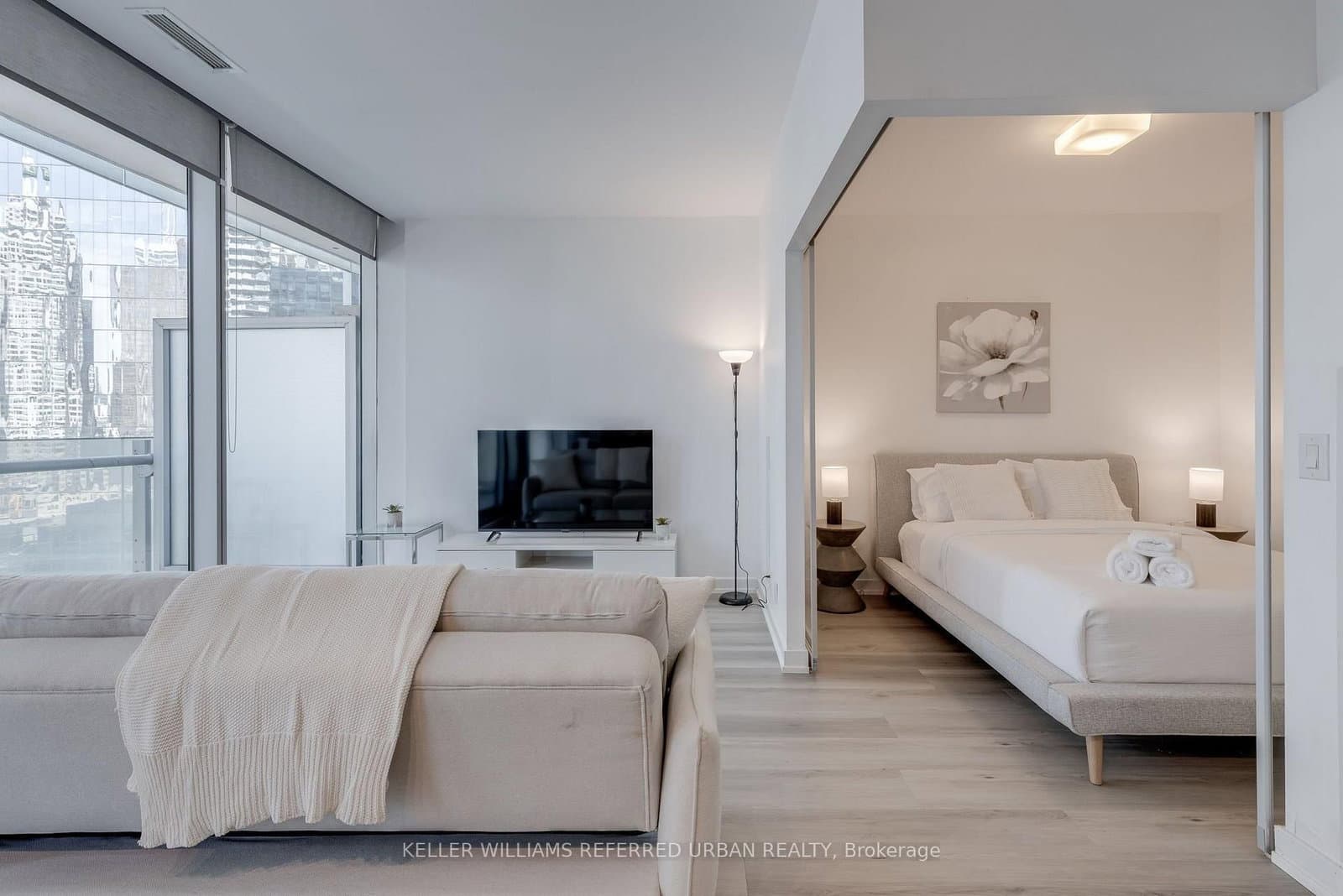 14 York Street, Unit 1812 - Image 5