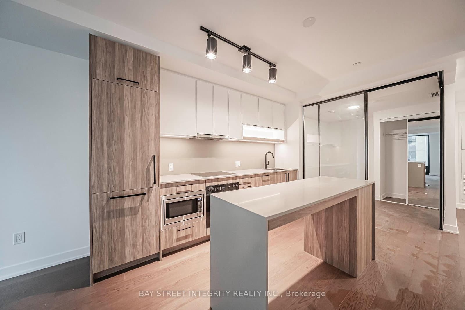 91 Montclair Avenue, Unit 702 - Image 6