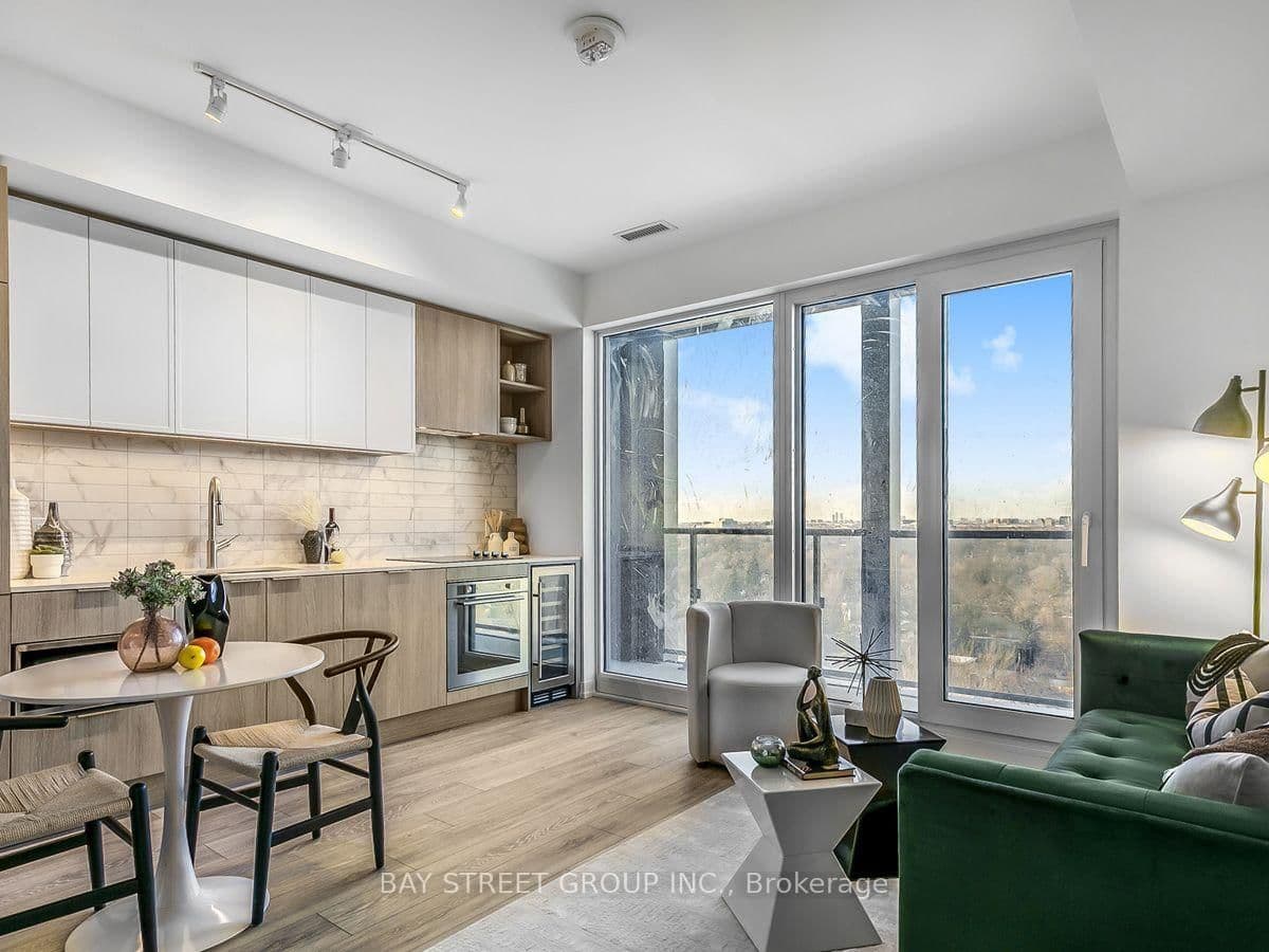 2020 Bathurst Street, Unit 1812 - Image 6