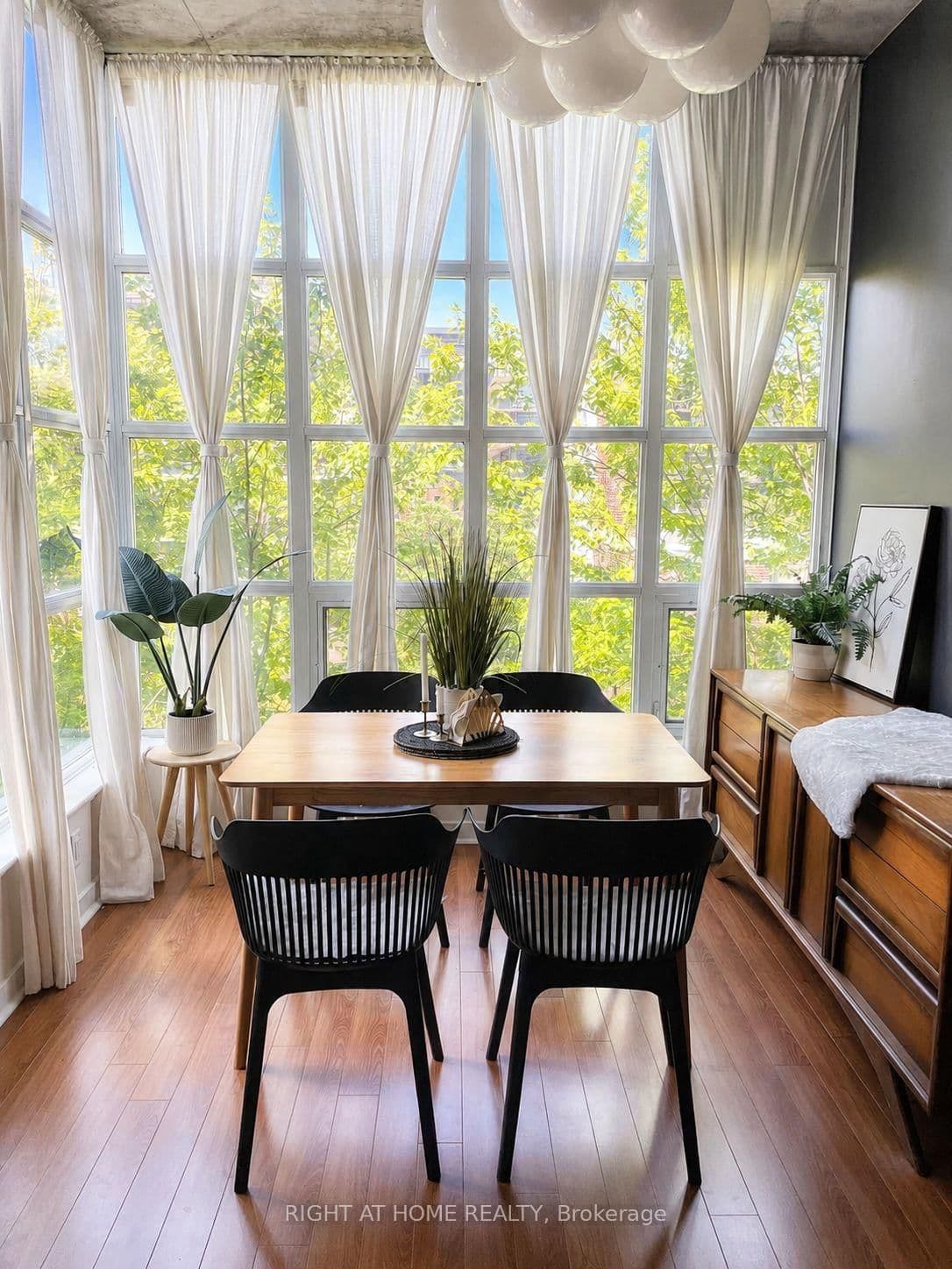 19 Brant Street, Unit 605 - Image 4