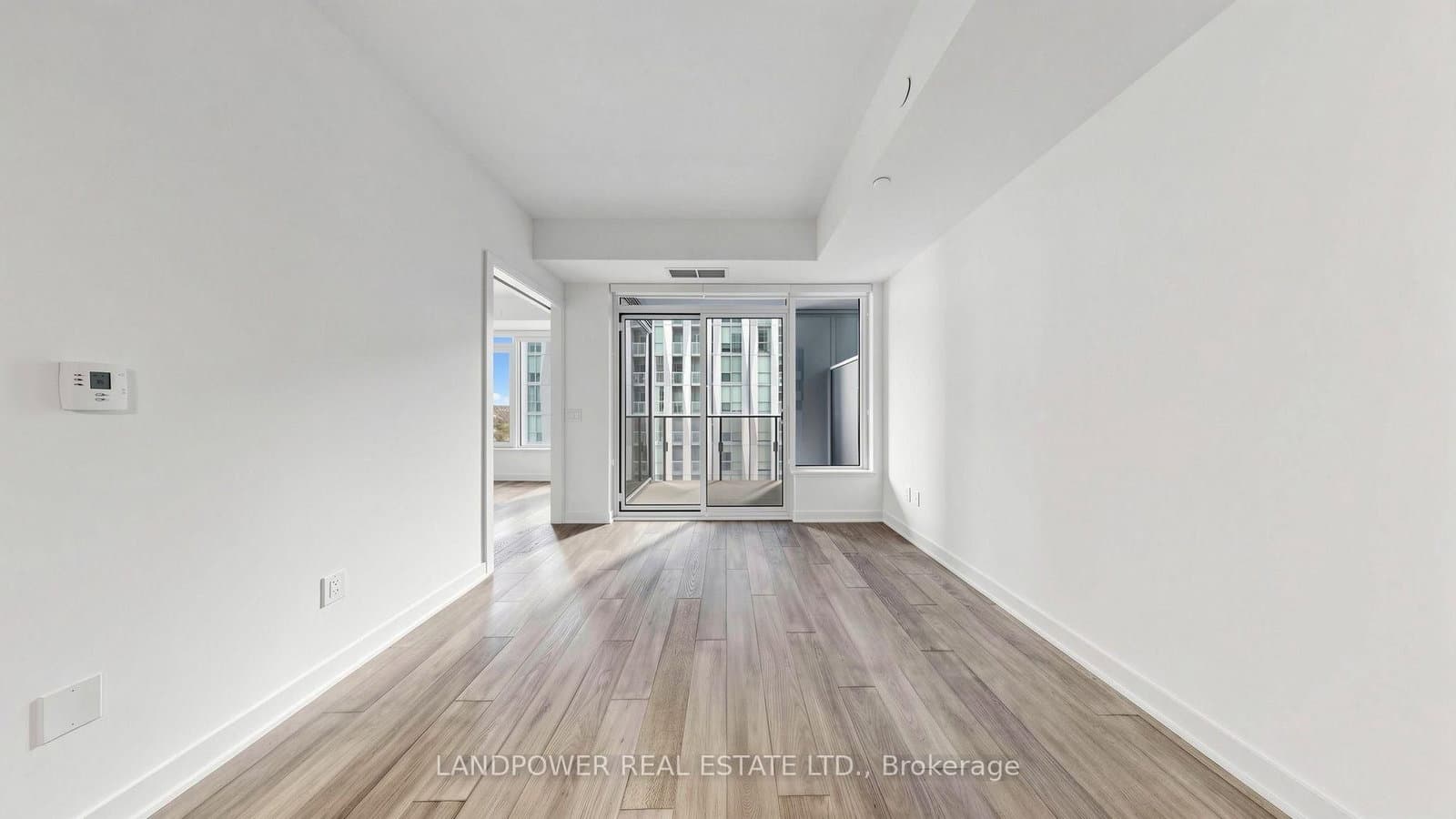 11 Yorkville Avenue, Unit 1307 - Image 6