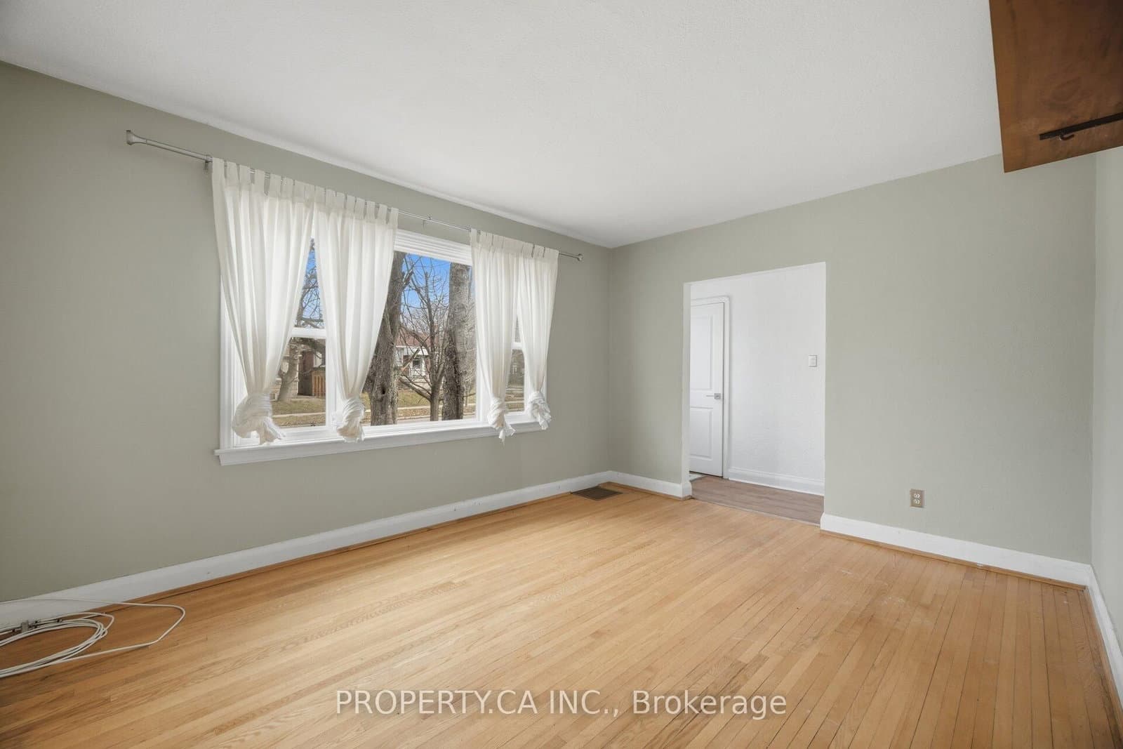 109 Pleasant Avenue - Image 4