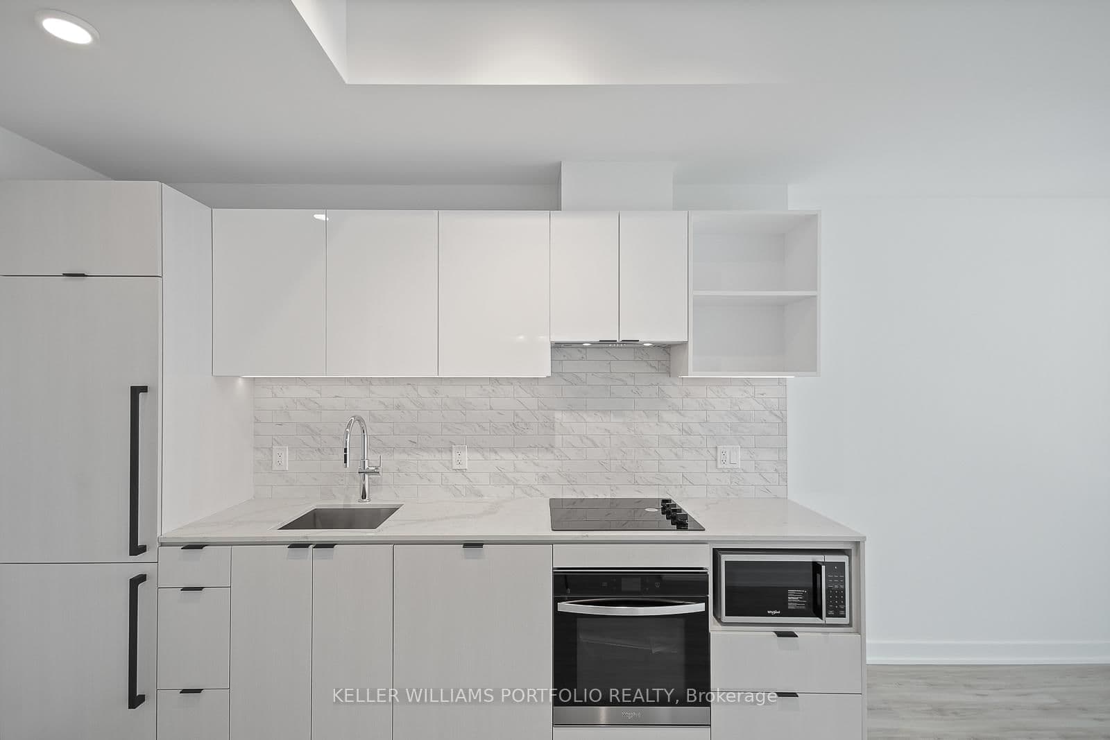 252 Church Street, Unit PH16 - Image 6