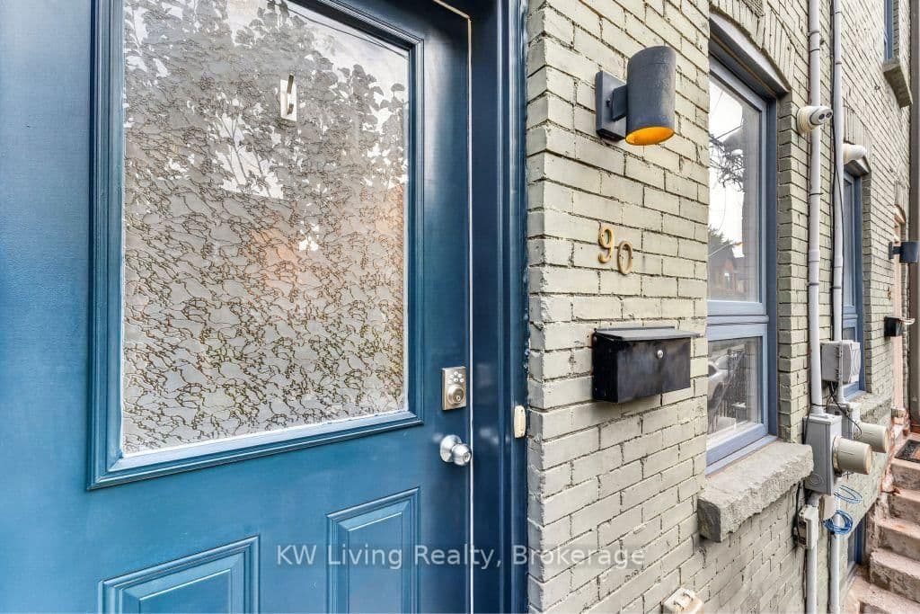 90 Mitchell Avenue - Image 2