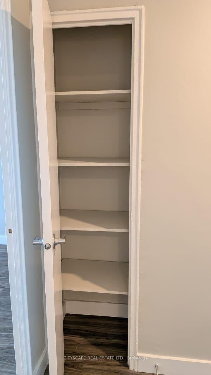 85 Wellesley Street E, Unit 909 - Image 6
