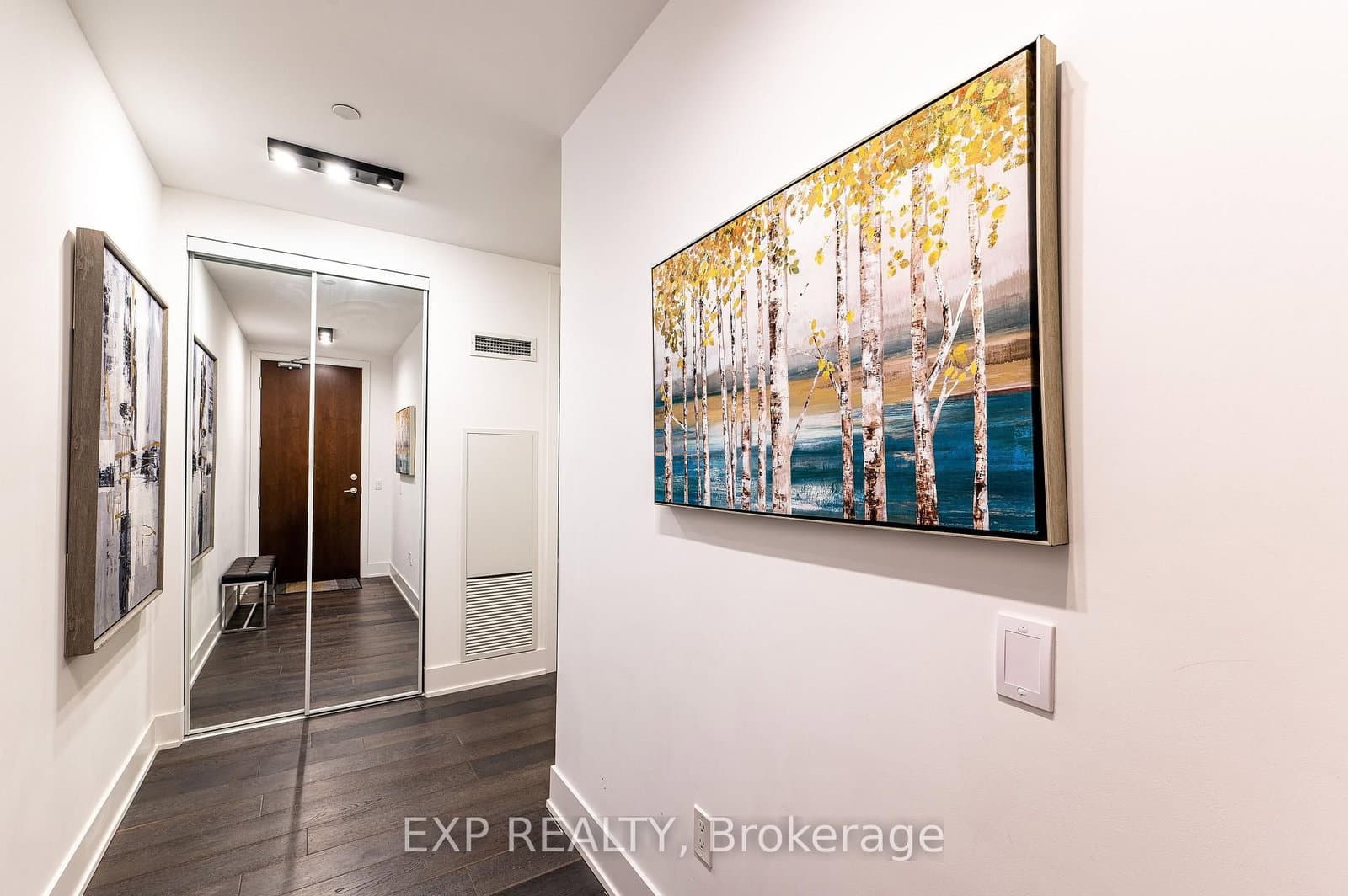 38 Iannuzzi Street, Unit PH03 - Image 4