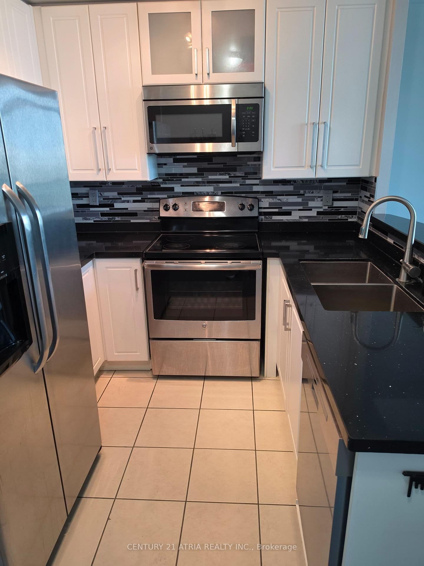 7 Lorraine Drive, Unit 2502 - Image 2