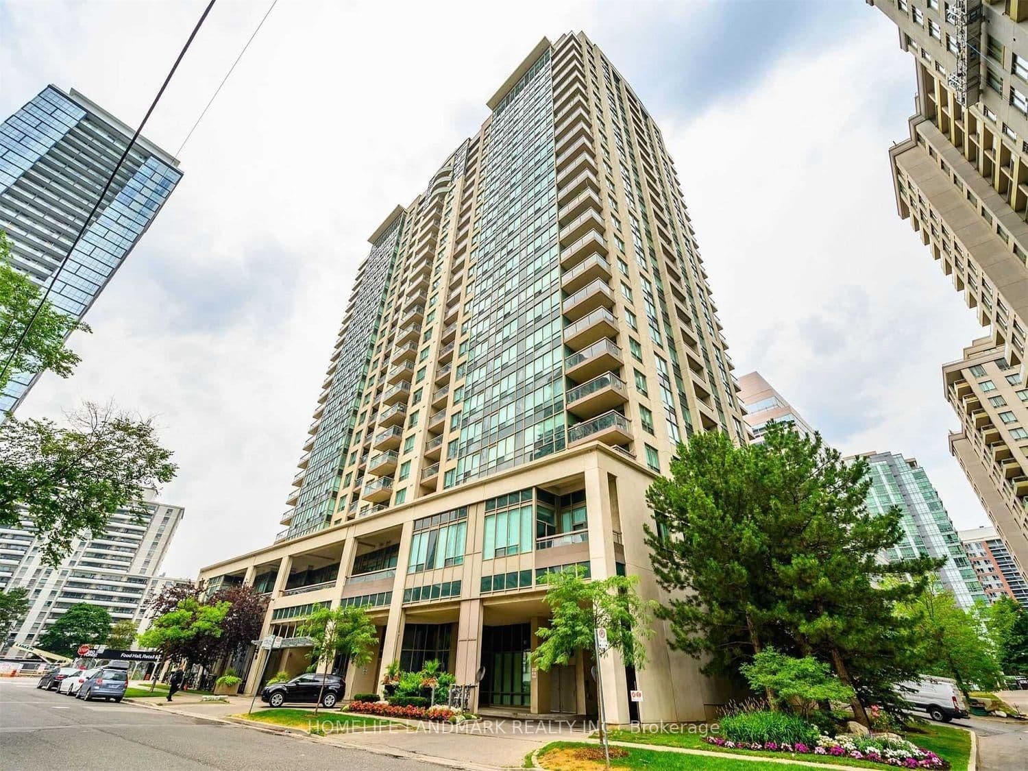 18 Parkview Avenue, Unit 2112 - Image 3