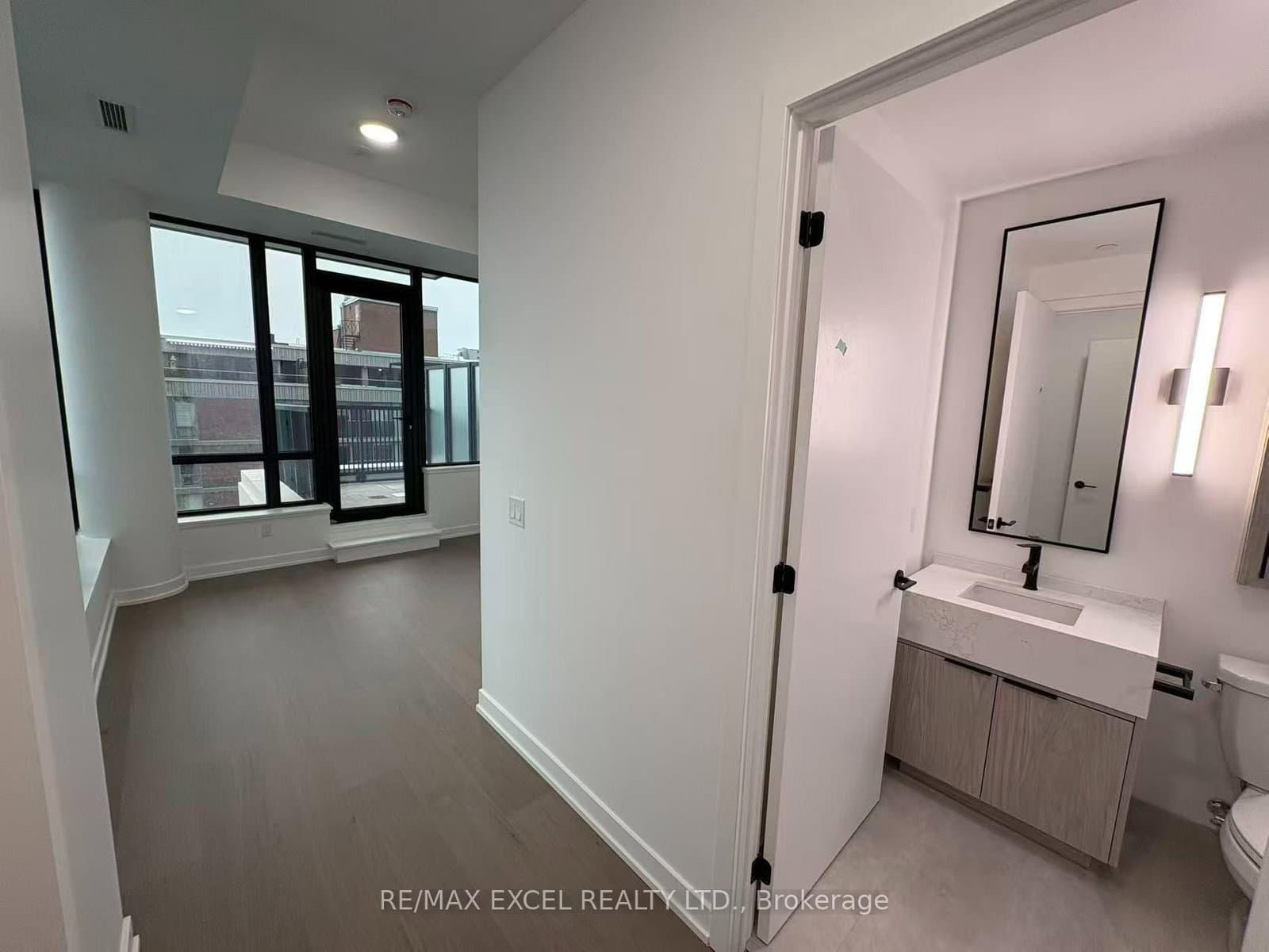 89 Montclair Avenue, Unit 817 - Image 3