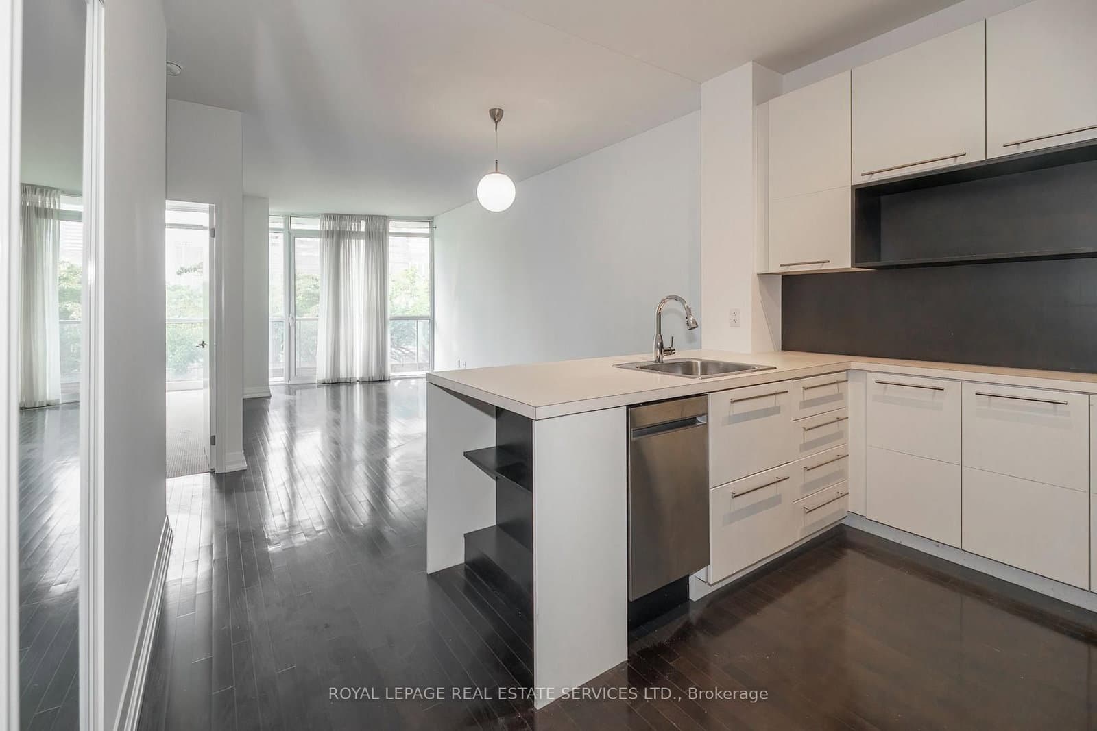 25 Carlton Street, Unit 603 - Image 2