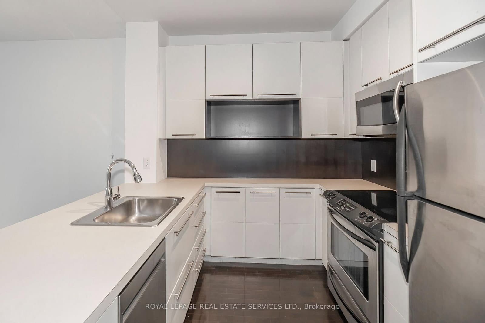 25 Carlton Street, Unit 603 - Image 3