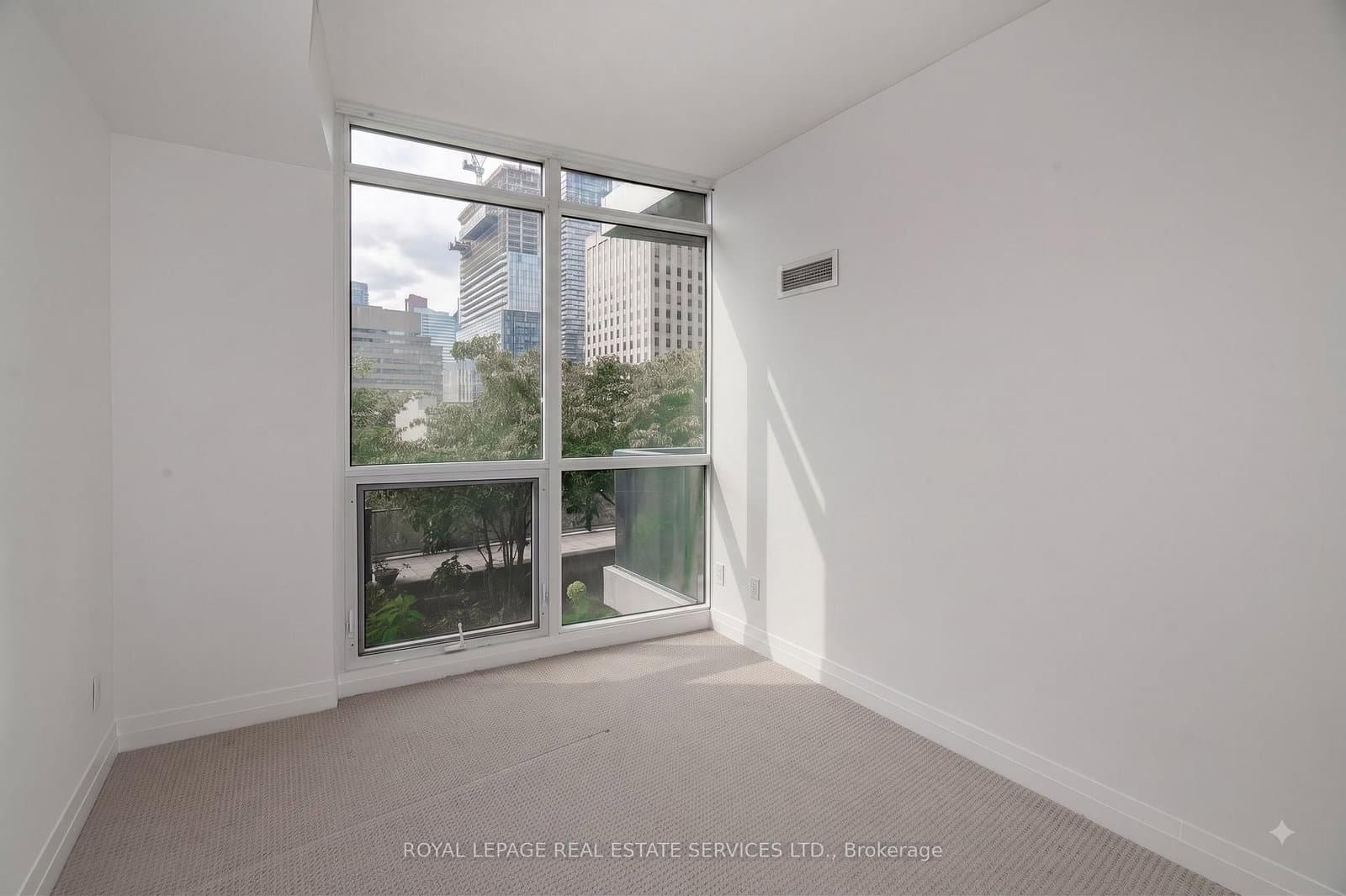 25 Carlton Street, Unit 603 - Image 6