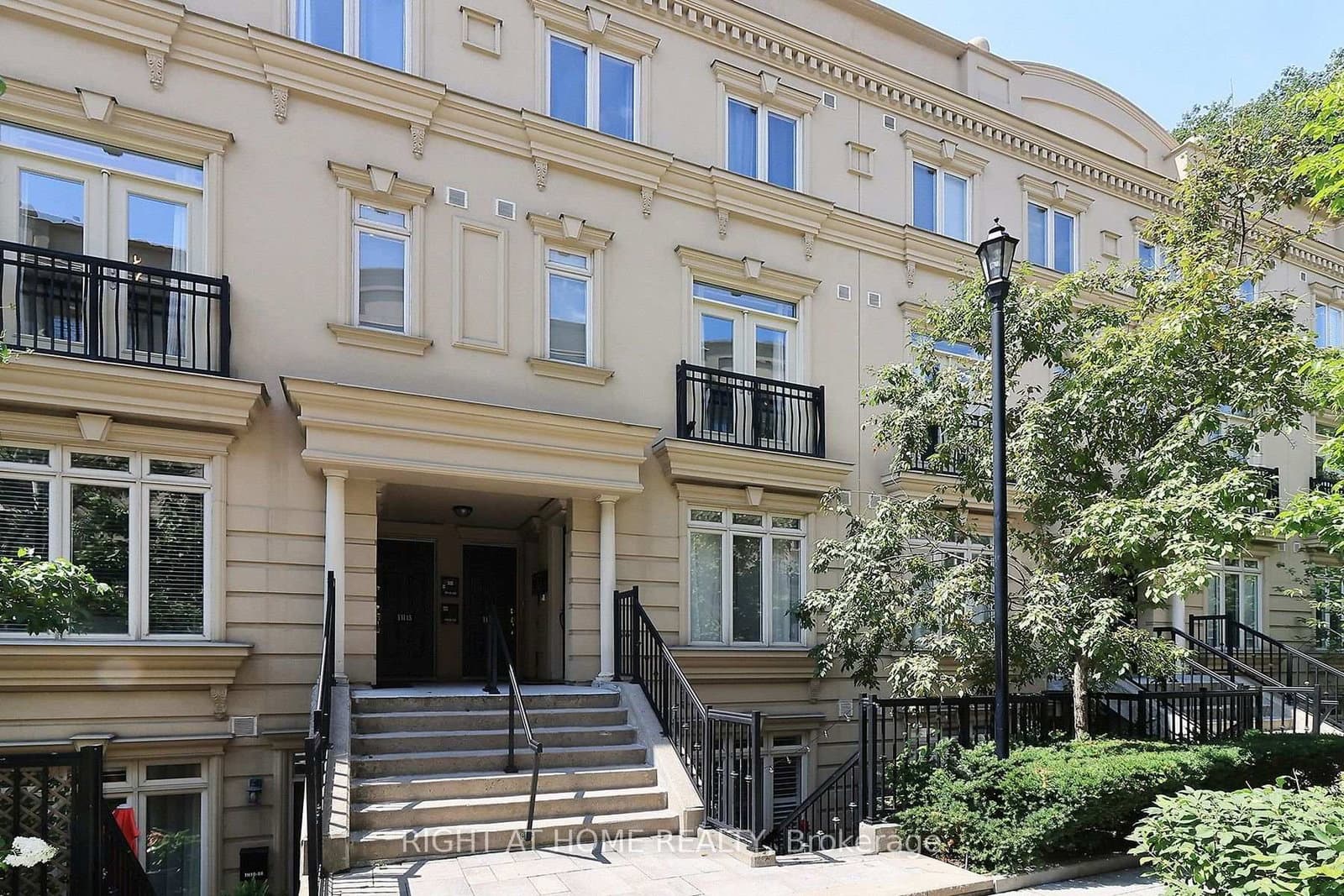 88 Carr Street, Unit 19 - Image 2